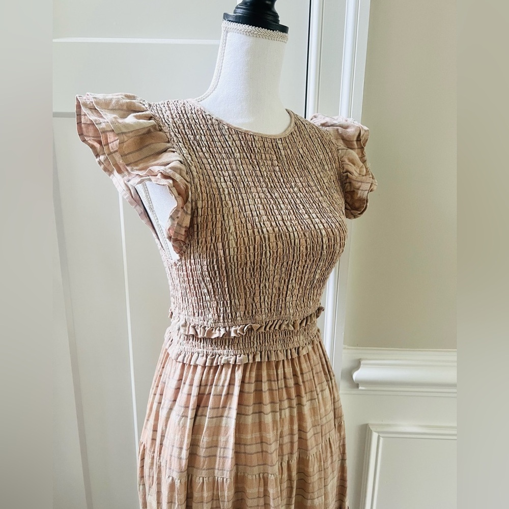 Storia Boutique Striped Capped Sleeves Midi Dress - Picture 6 of 11